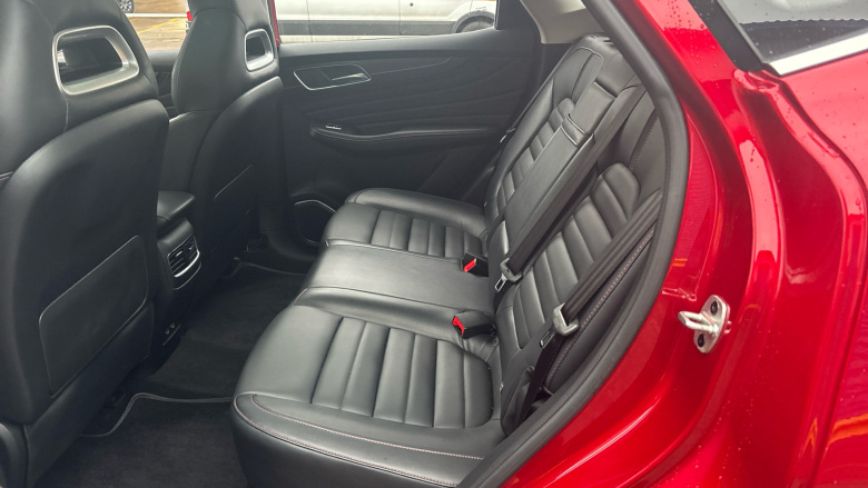 MG Hs 1.5 T-GDI Exclusive 5dr Petrol Hatchback